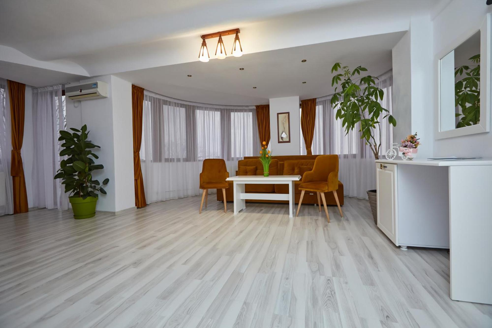 Hotel Coralis Eforie Bagian luar foto