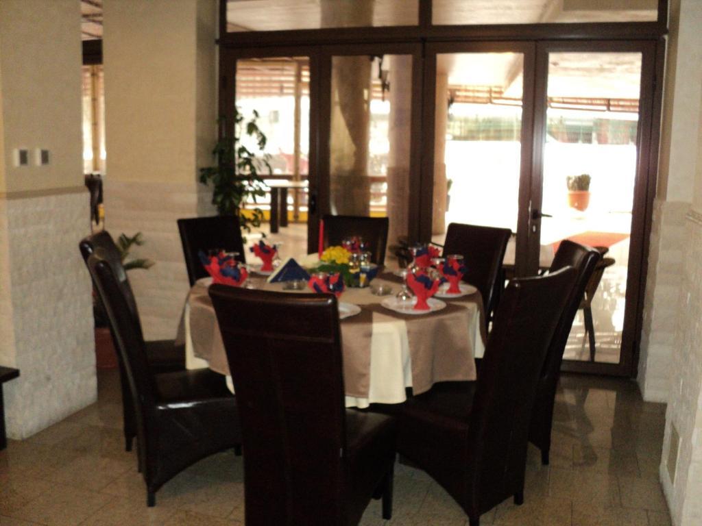 Hotel Coralis Eforie Bagian luar foto