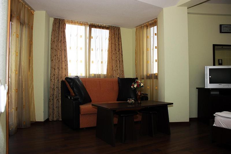 Hotel Coralis Eforie Bagian luar foto